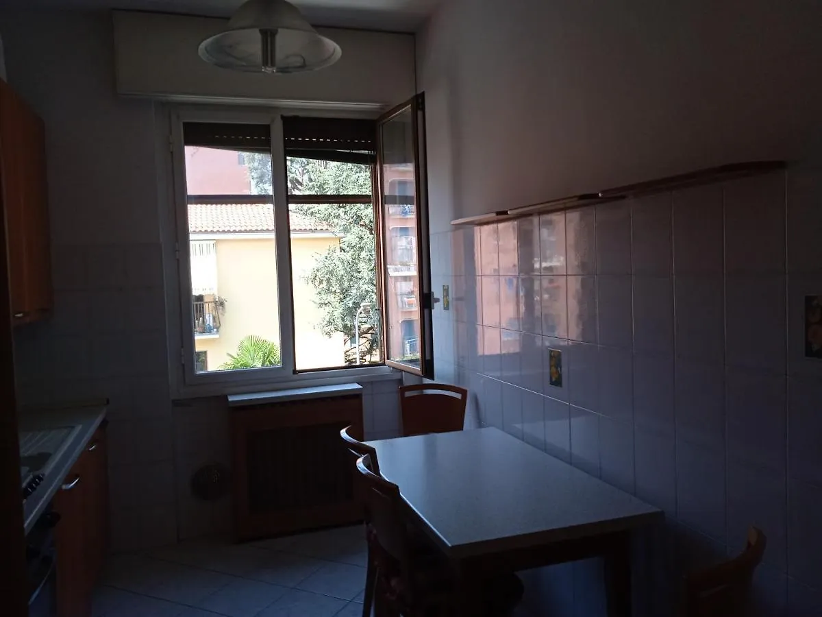 דירות ברסו Niguarda Alfred House 0*,