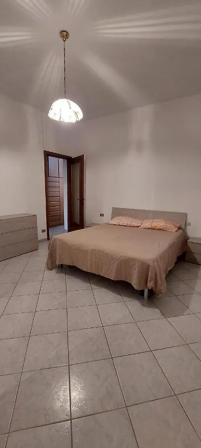 דירות ברסו Niguarda Alfred House איטליה